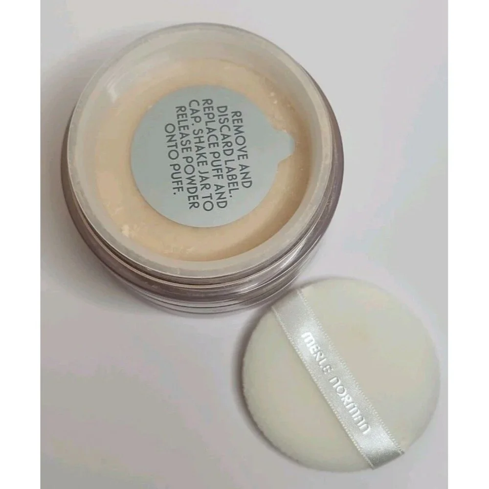 Merle Norman Flawless Effect Loose Powder NEARLY NUDE NEW 1 oz